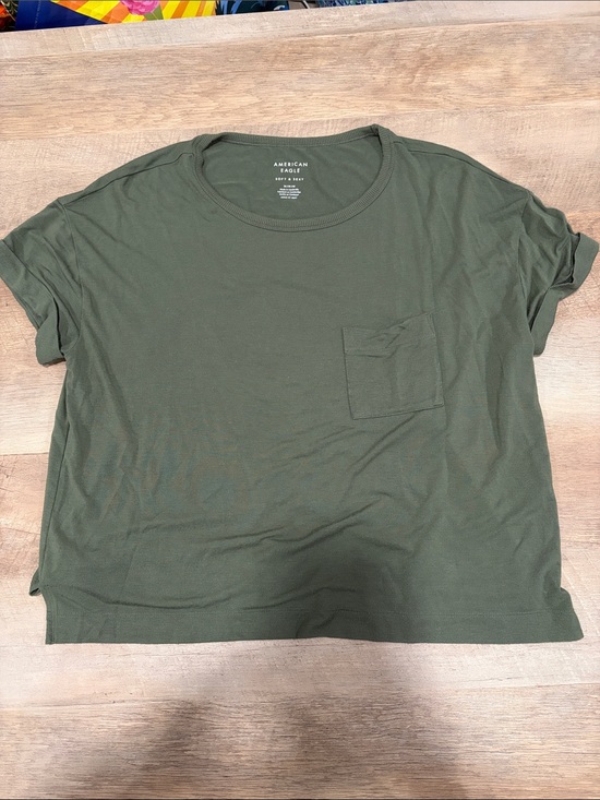 American Eagle Outfitters Tops - American Eagle Outfitters Olive Green Crew Pocket Short Sleeve Tee